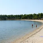 Διαμέρισμα With A Parking Space Novigrad - 7037 *