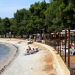 With A Parking Space Novigrad - 7037 Apartament