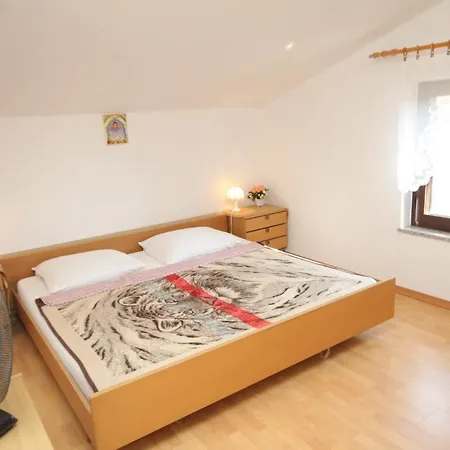 With A Parking Space Novigrad - 7037 *