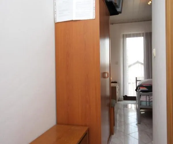 With A Parking Space Novigrad - 7037 Διαμέρισμα