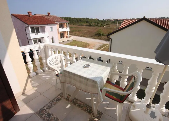 Διαμέρισμα With A Parking Space Novigrad - 7037 Novigrad Istria