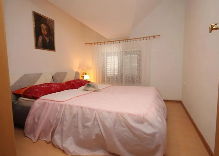 With A Parking Space Novigrad - 7037 Διαμέρισμα *