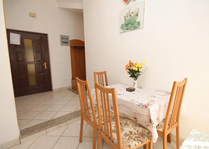 With A Parking Space Novigrad - 7037 Διαμέρισμα *