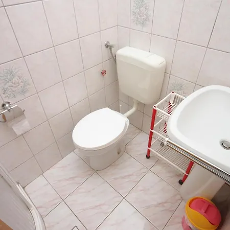 With A Parking Space Novigrad - 7037 Novigrad Istria