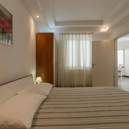 Apartment Apartments With A Parking Space Novigrad - 7135 *