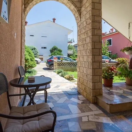 Apartments With A Parking Space Novigrad - 7135 Apartment *