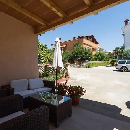 Apartments With A Parking Space Novigrad - 7135 Apartment